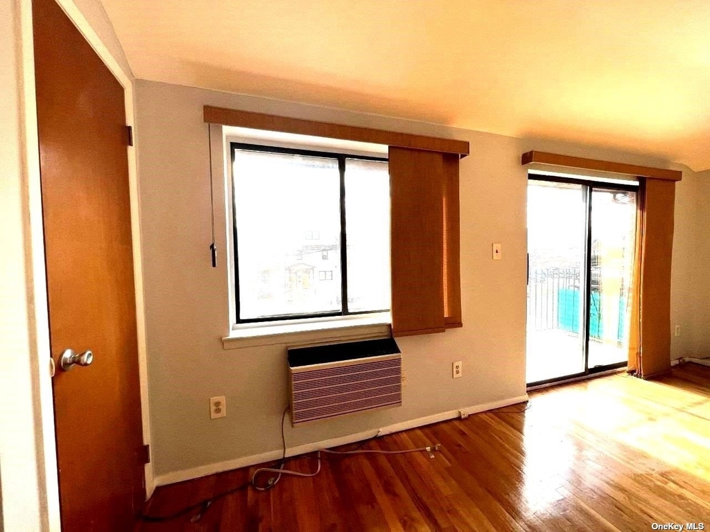 215 40th Avenue - Photo 5