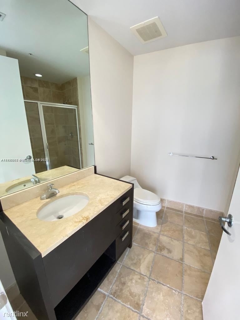 18201 Collins Ave # 5402 - Photo 2