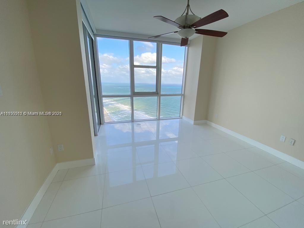 18201 Collins Ave # 5402 - Photo 9