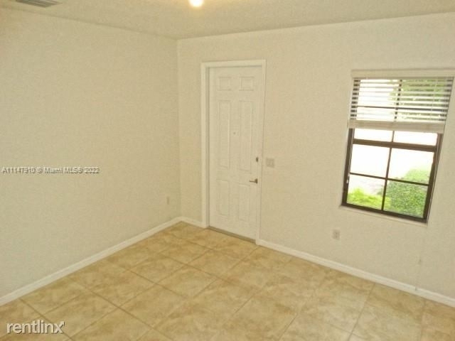 754 Ne 191st Ter - Photo 23