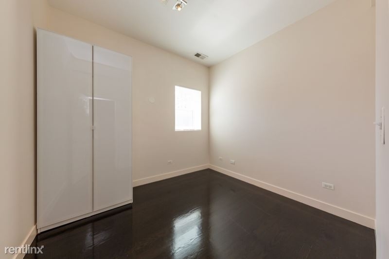 1245 N Clybourn Ave 2 - Photo 9