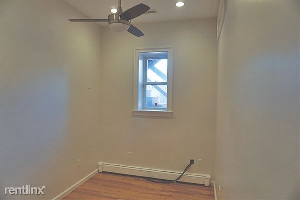 27 Lambert St #1r - Photo 5