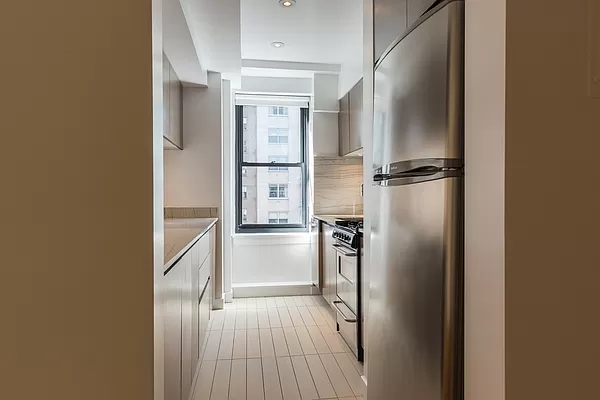 400 East 57th Street - Photo 2