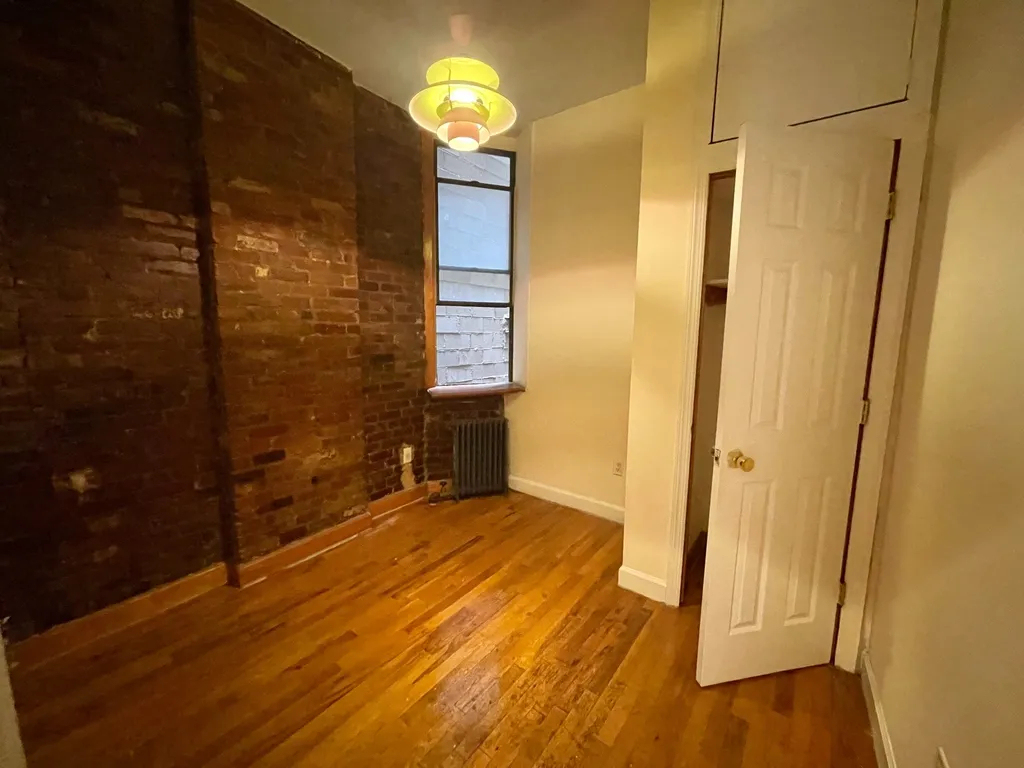 254 East 5th - Photo 4