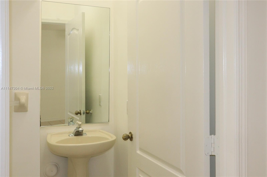 2887 Sw 128th Way - Photo 19