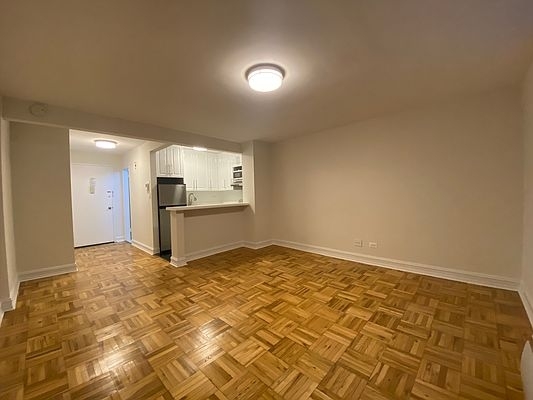 151 West 16th Street - Photo 1