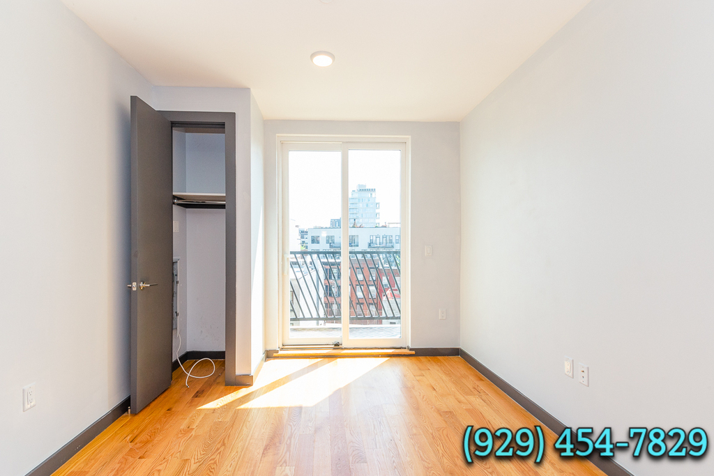 268 Metropolitan Avenue - Photo 9