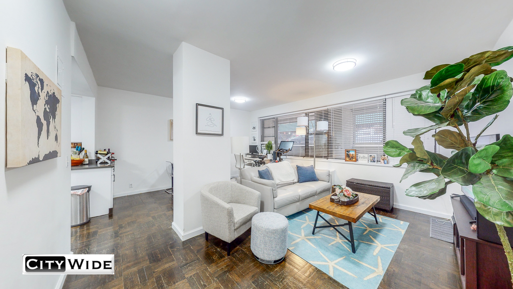 405 East 56th Street - Photo 1