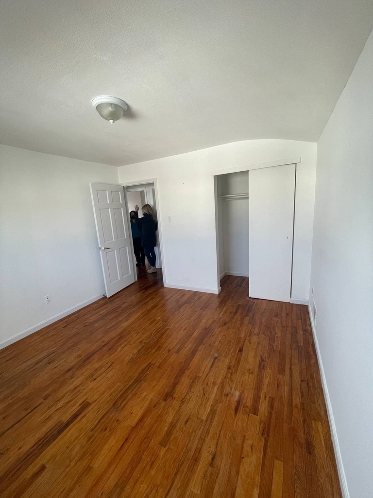 37 Rockville Ave - Photo 3