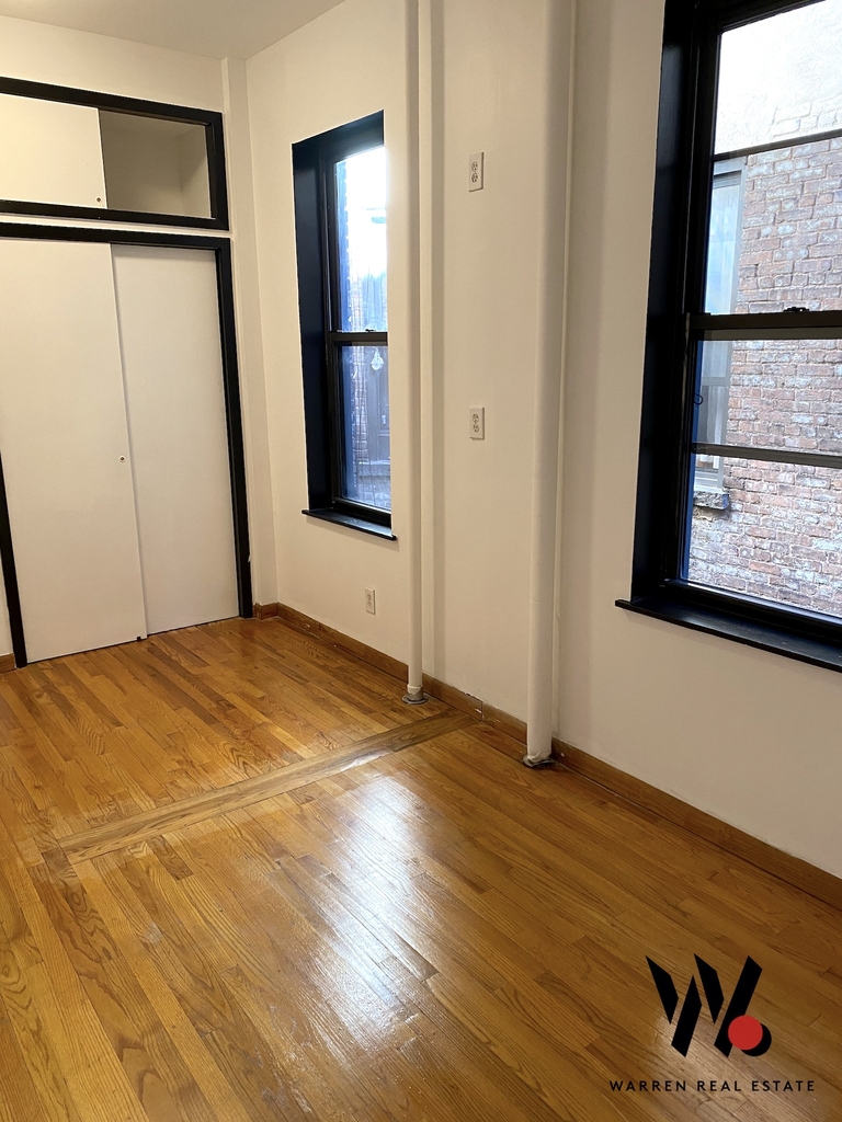 304 East 11 Street - Photo 6