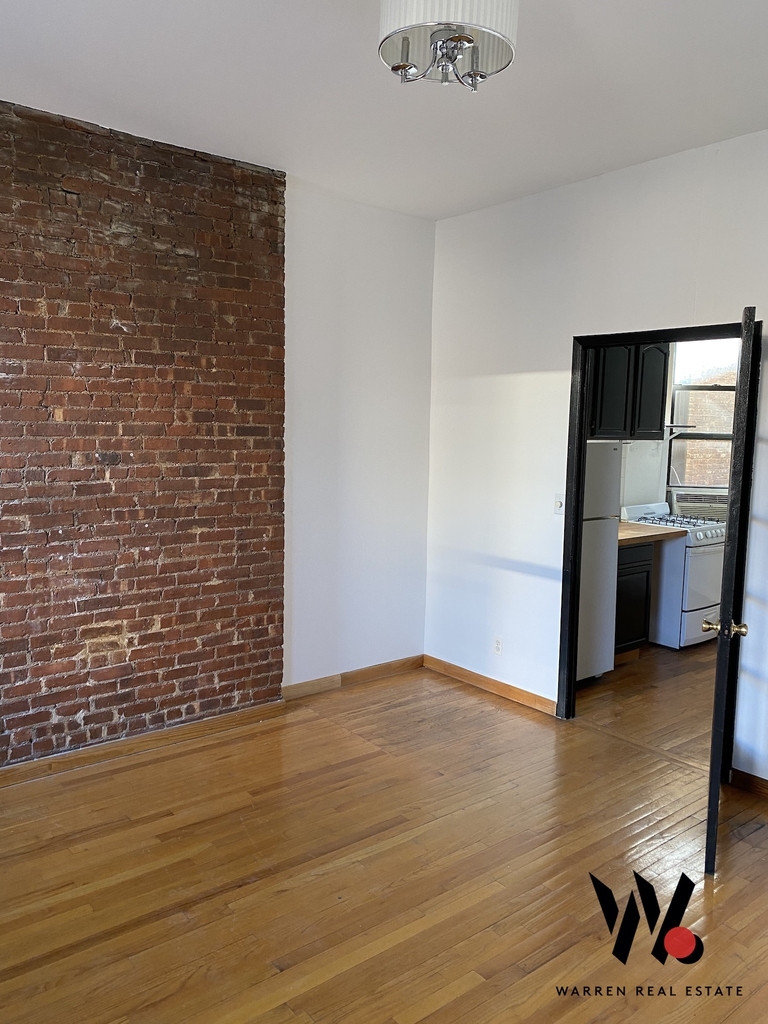 304 East 11 Street - Photo 4