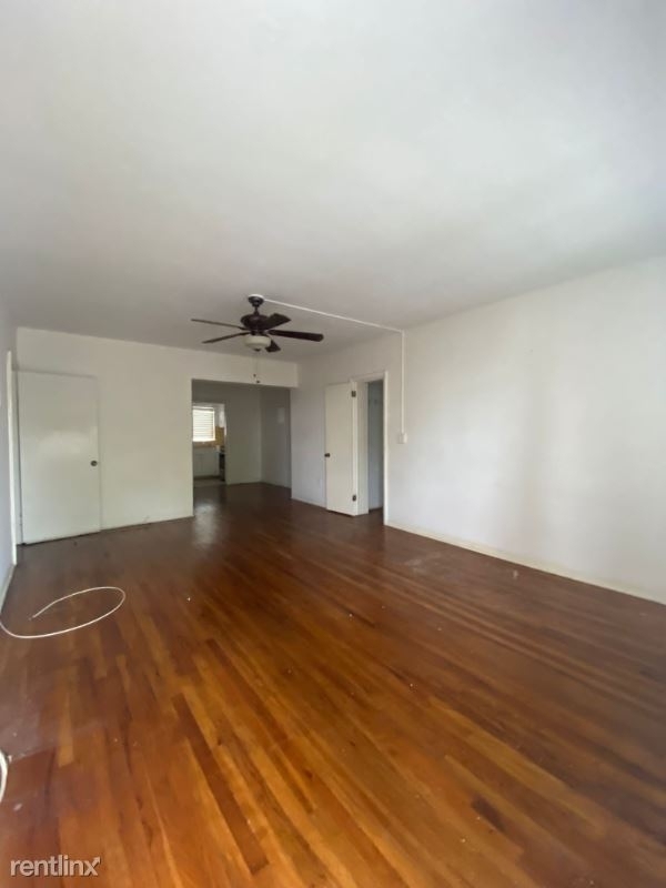 841 W 40th St 5 - Photo 3