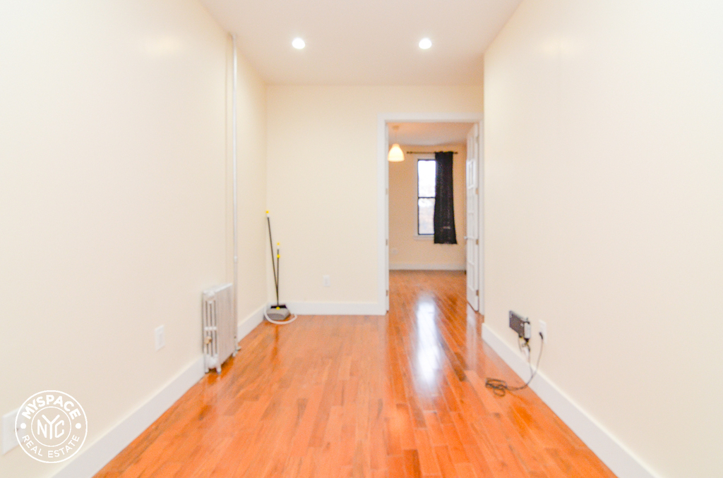 161 Troutman Street - Photo 2