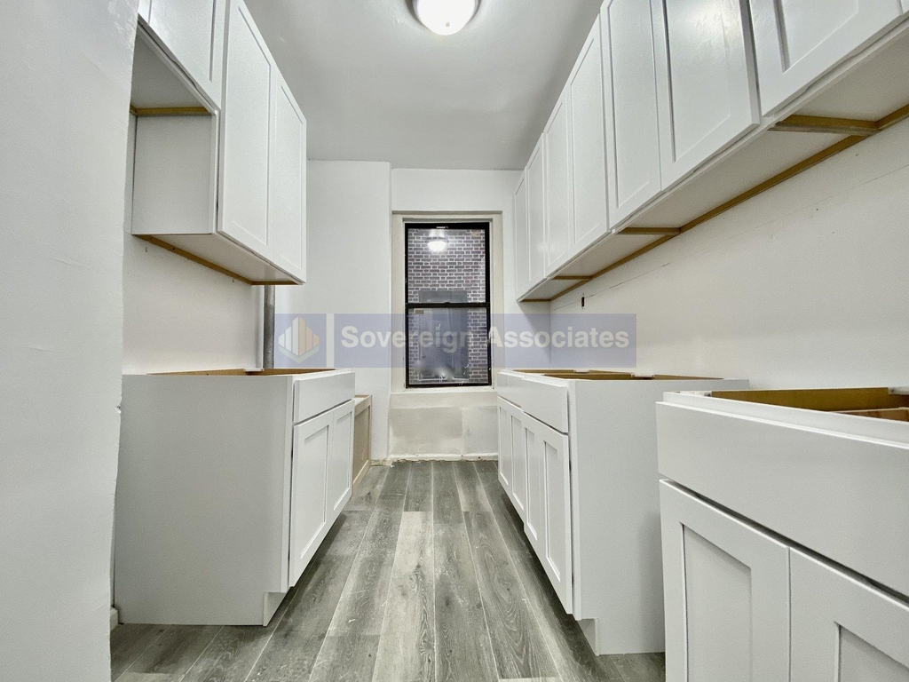 518 West 204th Street - Photo 4