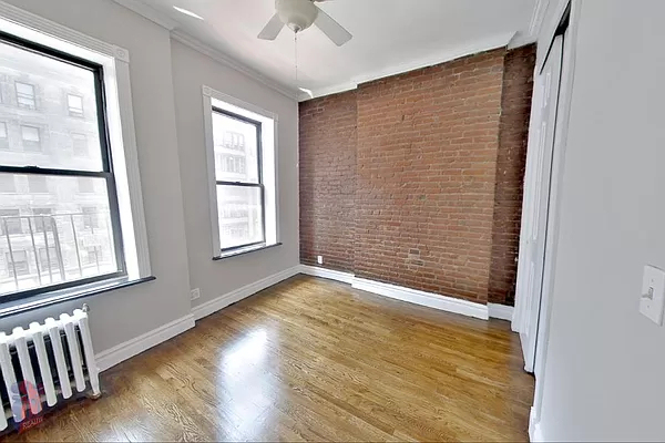 219 East 23rd Street - Photo 4