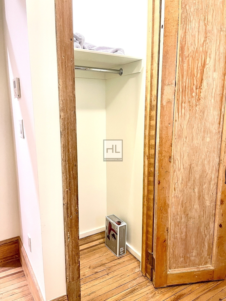 813 St Nicholas Avenue - Photo 9