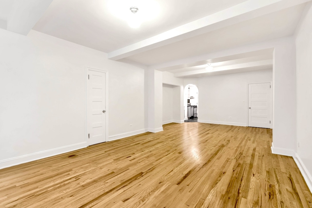 310 East 44th Street - Photo 1