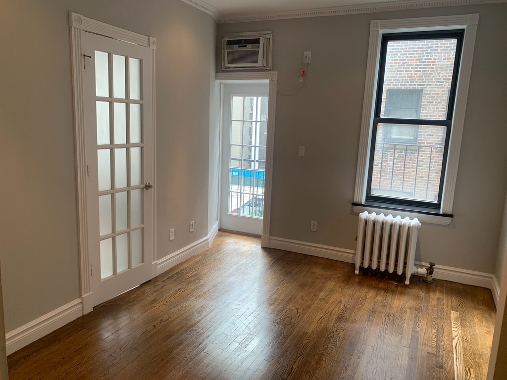 336 East 18th Street - Photo 7