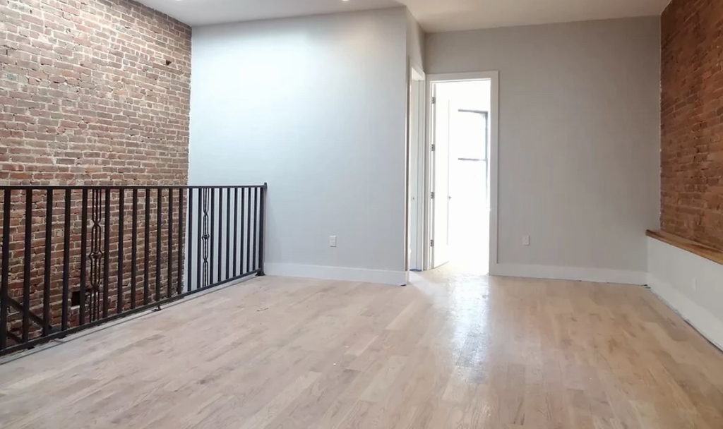 737 Bushwick Avenue - Photo 4