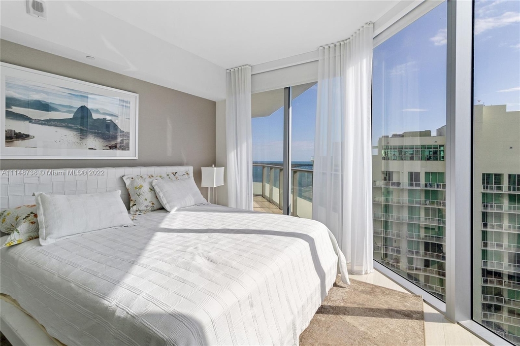 1300 Brickell Bay Dr - Photo 10