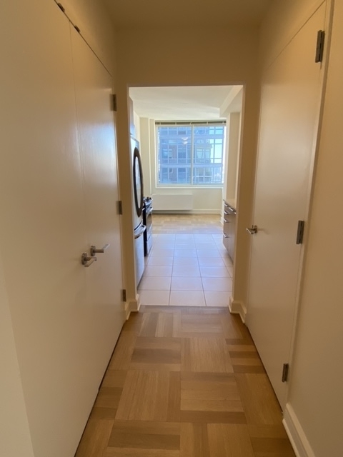 400 West 63rd Street - Photo 10