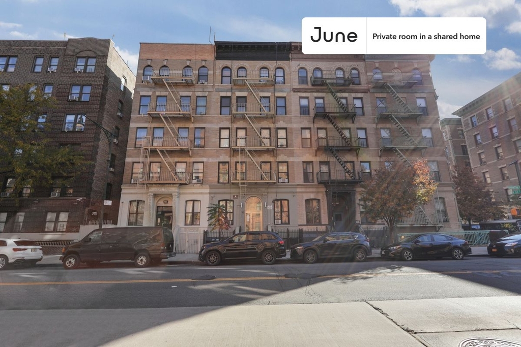 342 Manhattan Avenue - Photo 14