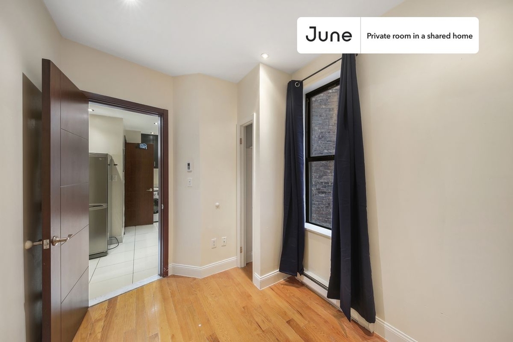 235 West 109th Street - Photo 4