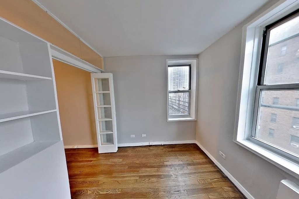 340 East 58th Street - Photo 1