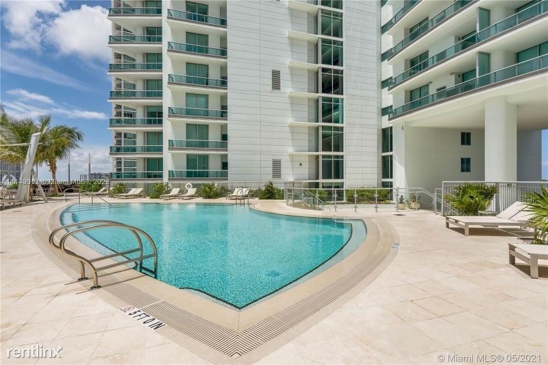 900 Biscayne Blvd #5212 - Photo 25