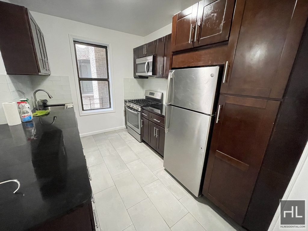 630 West 172 Street - Photo 6