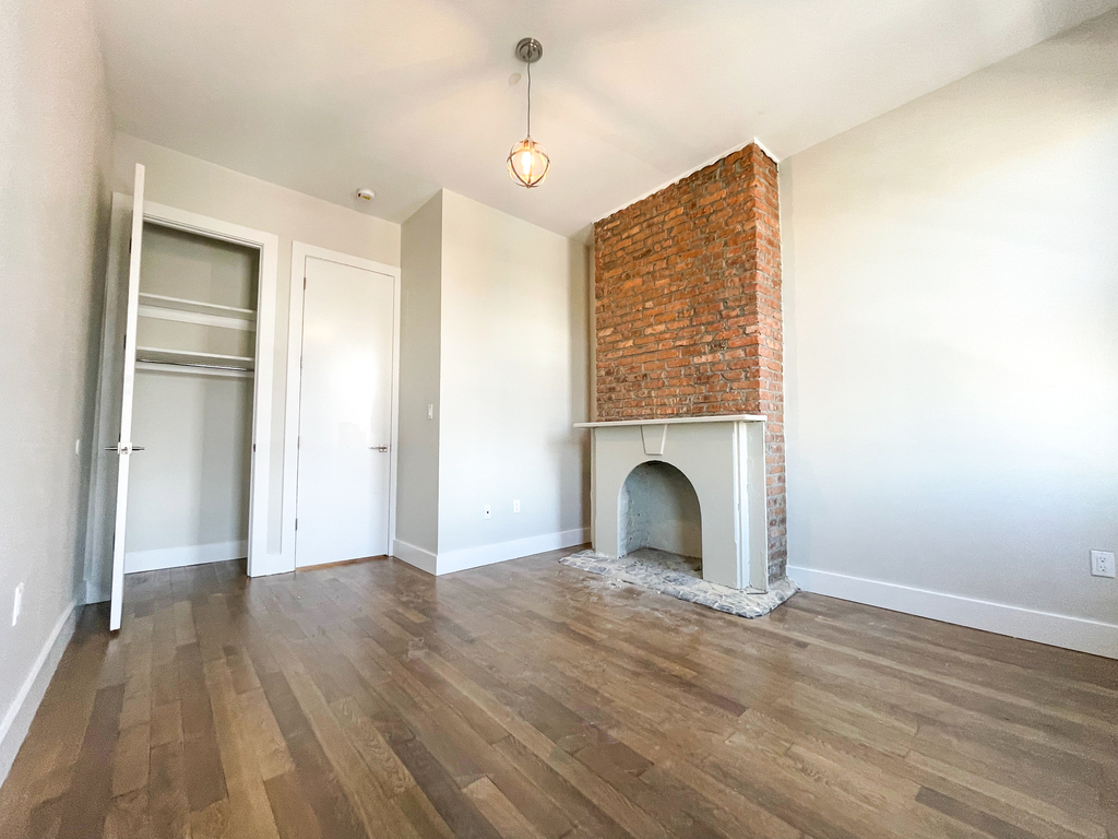 170 Jefferson Street - Photo 1