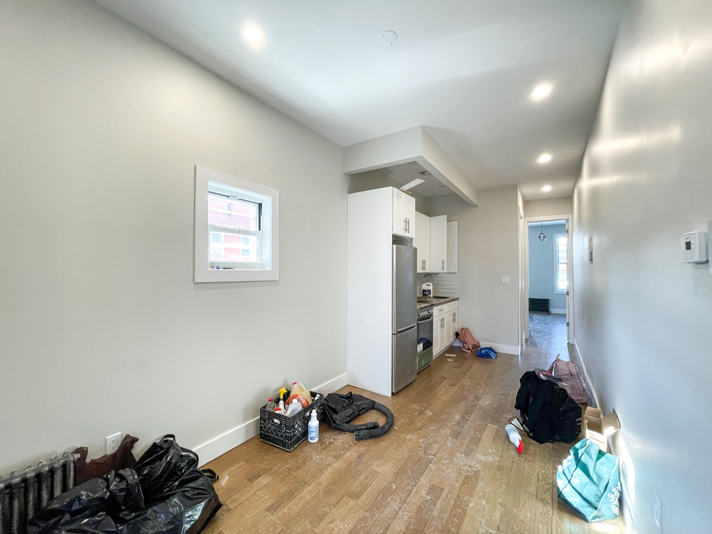 170 Jefferson Street - Photo 4