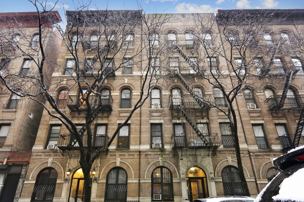 405 East 90th Street - Photo 15