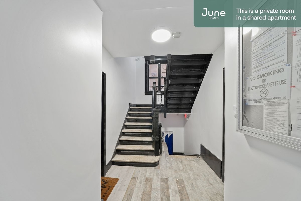 327 East 22nd Street - Photo 19