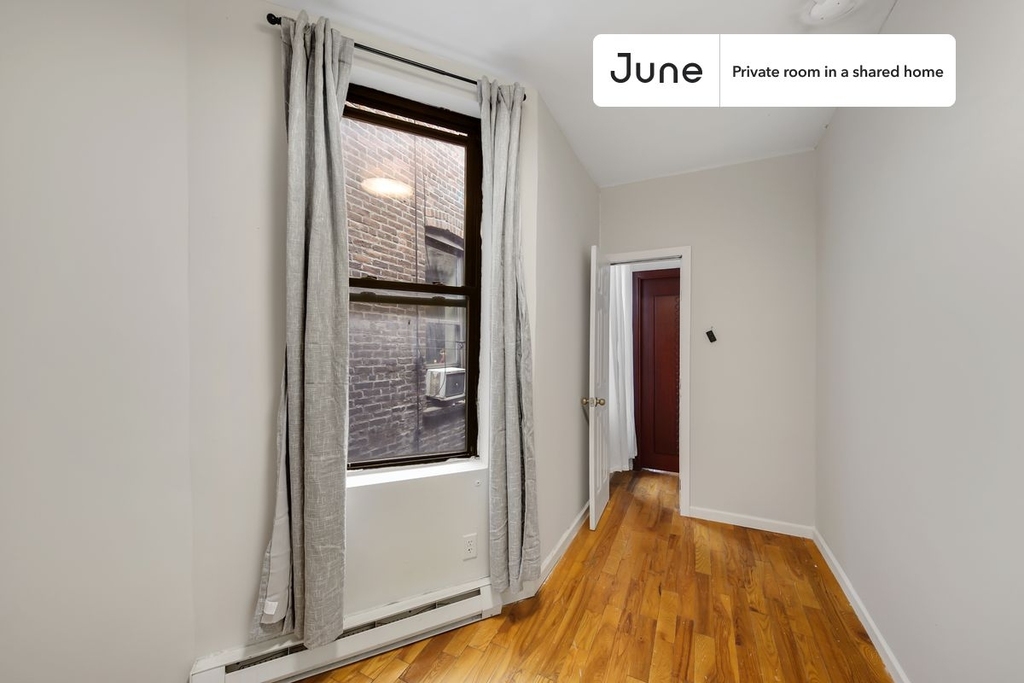 205 West 109th Street - Photo 1