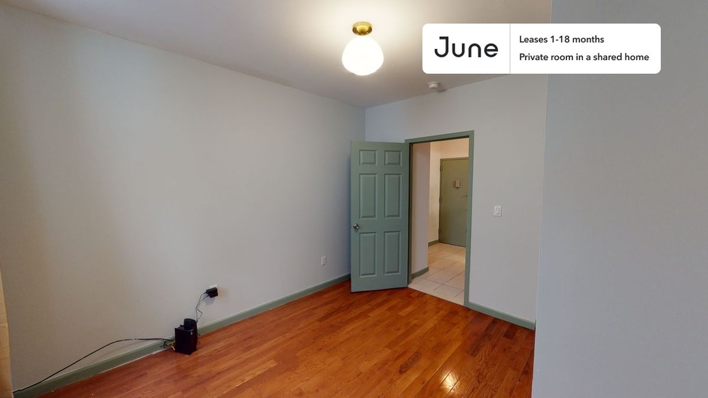 2036 Second Avenue - Photo 2