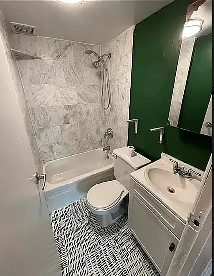 372 West 46th Street - Photo 5