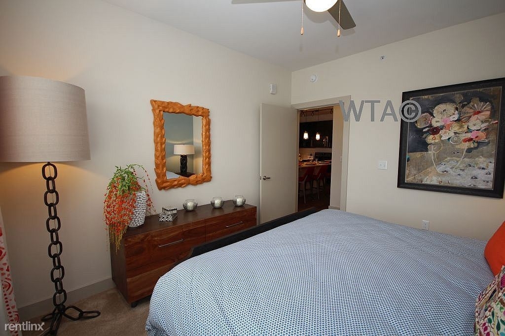 2025 East 7th St - Photo 1