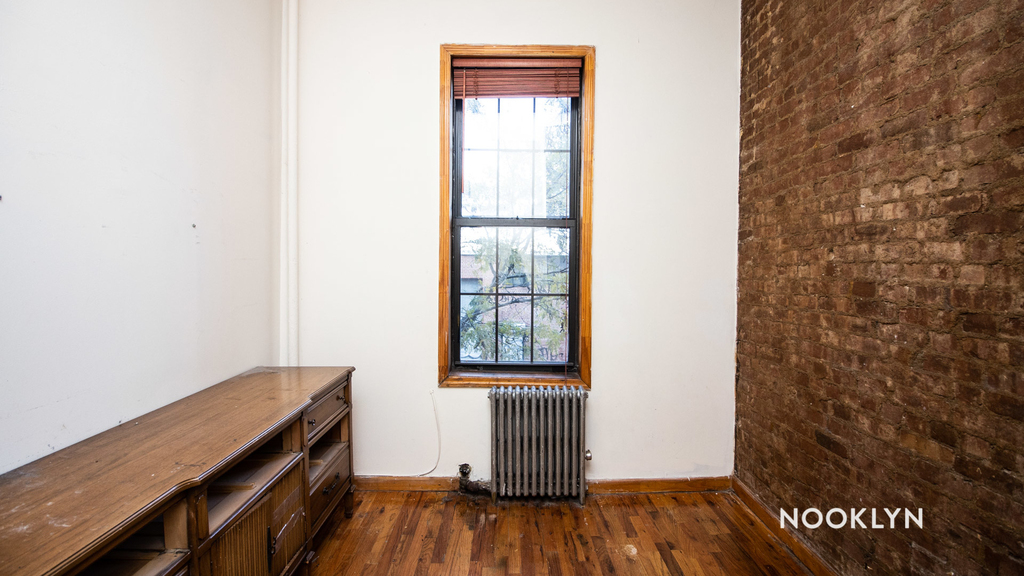 14 Irving Avenue - Photo 3