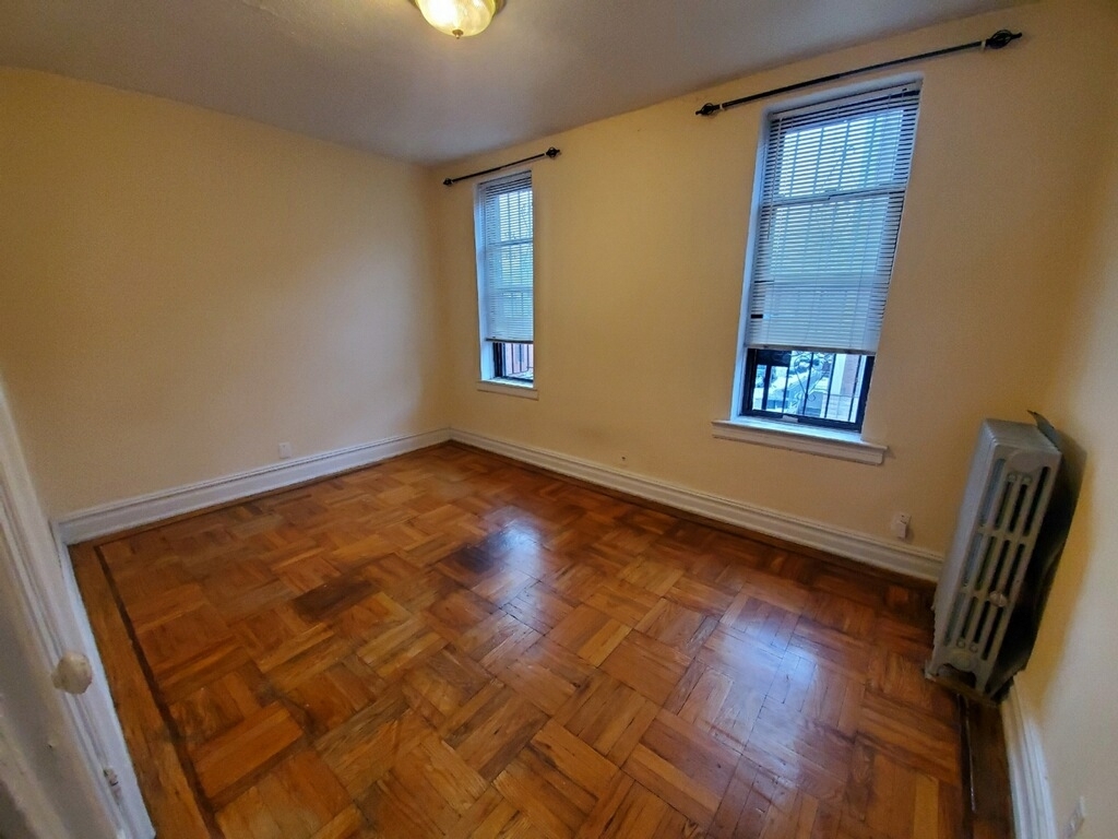 1887 50th Street - Photo 2