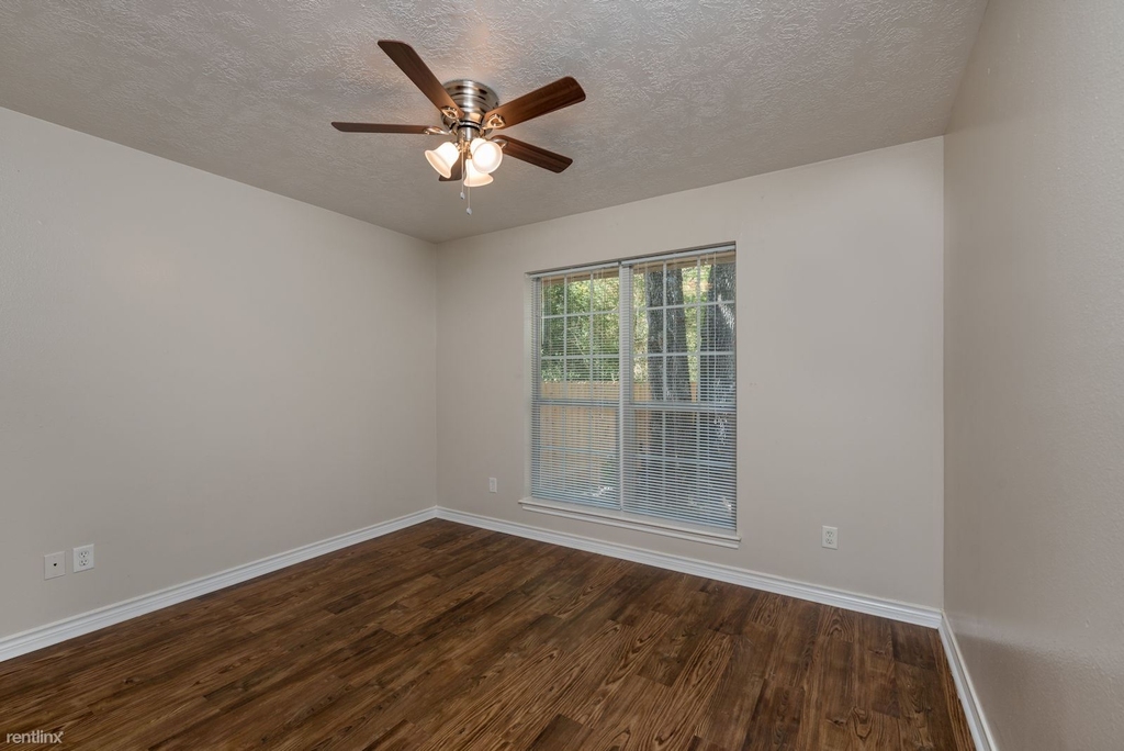 2402 Jaguar Ct - Photo 12