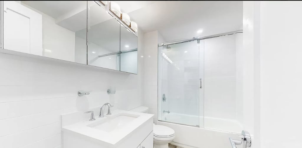 East 38th Street - Photo 4