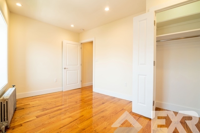 24 Rogers Avenue - Photo 3