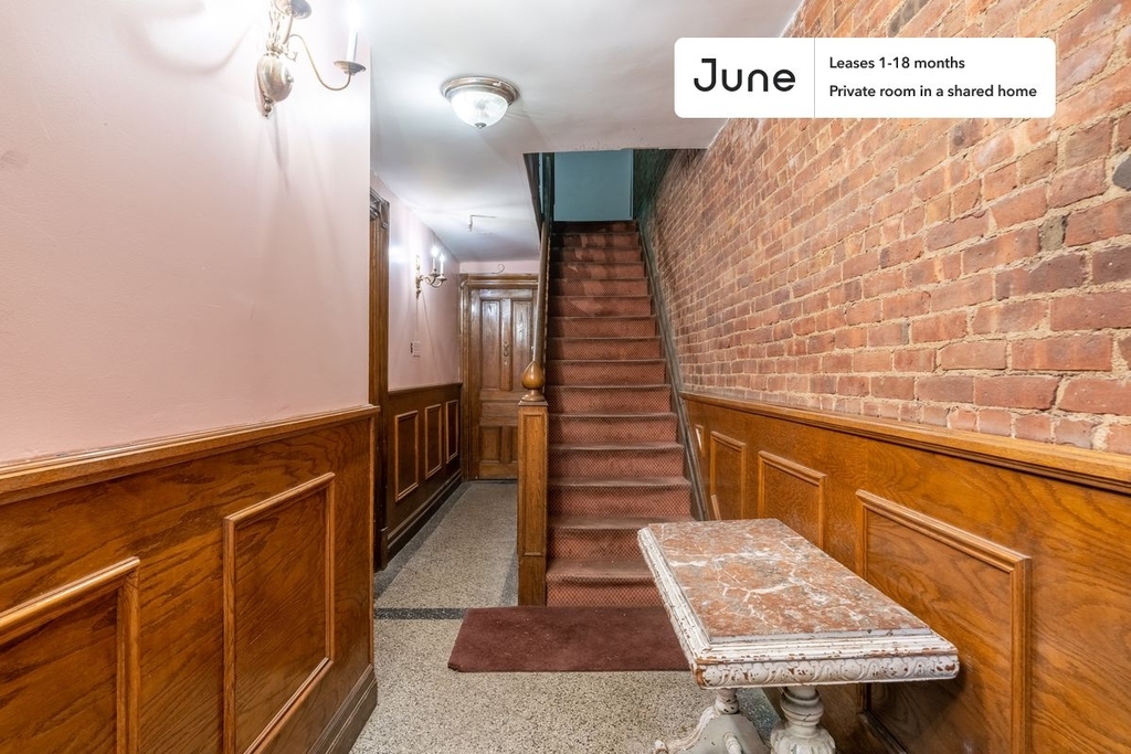 17 West 82nd Street - Photo 19