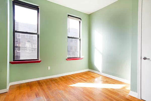 343 Grove Street - Photo 4