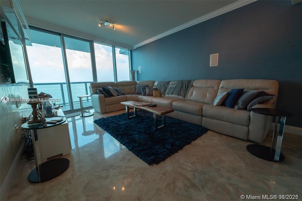 17001 Collins Ave - Photo 11