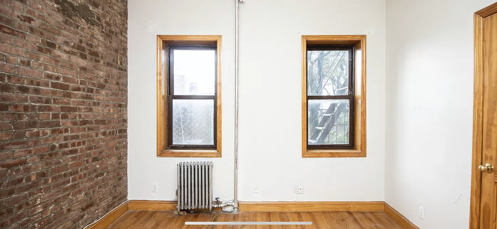 215 Franklin Street - Photo 1
