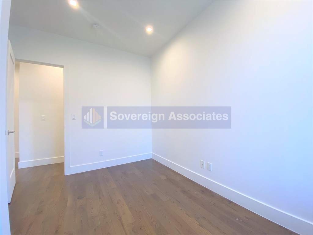 285 Saint Nicholas Avenue - Photo 12