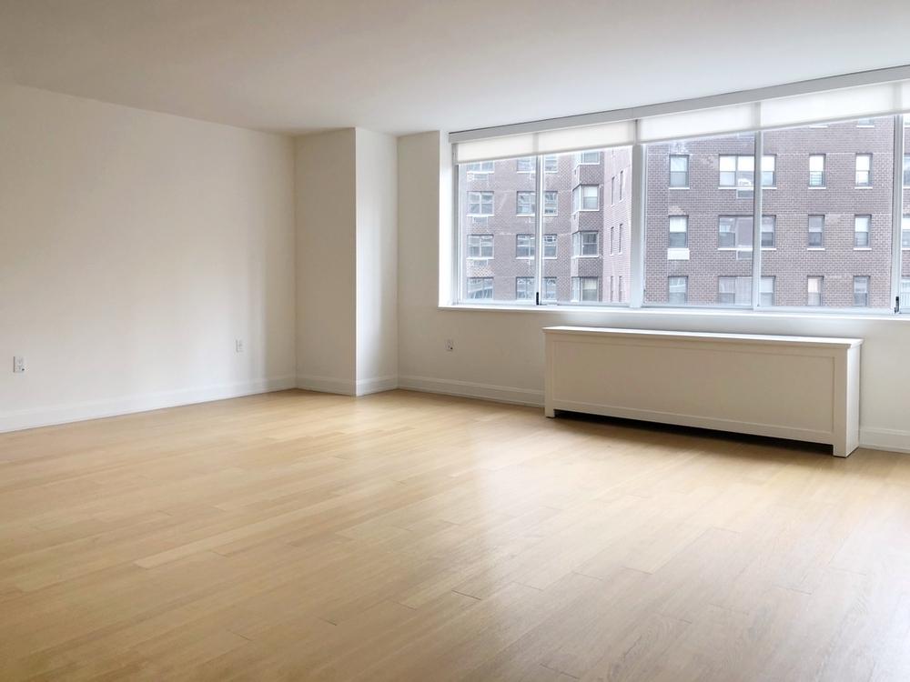 420 E 54th St - Photo 10