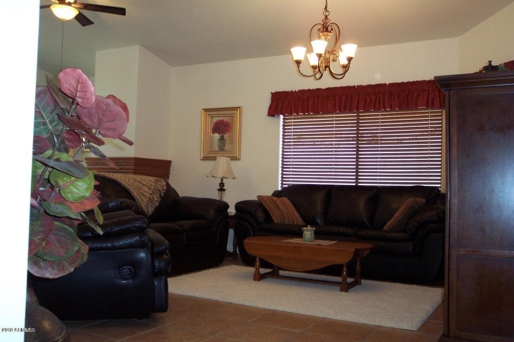 11018 W Poinsettia Drive - Photo 14